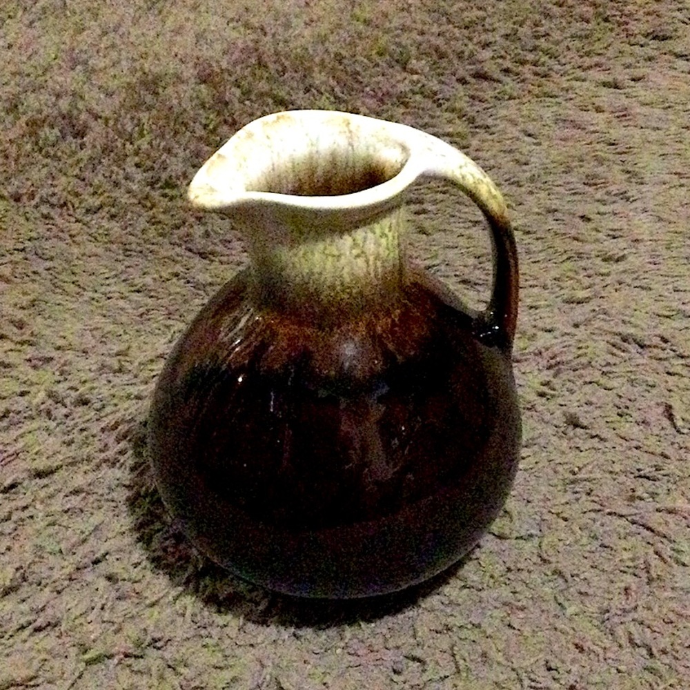 Home Decor Small brown and white ombré vase.
